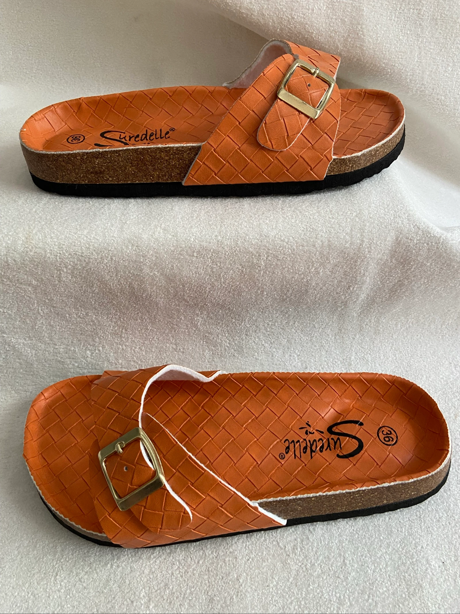 Vlakke zomermule • oranje kunstleer • 36 • Suredelle – photo 2